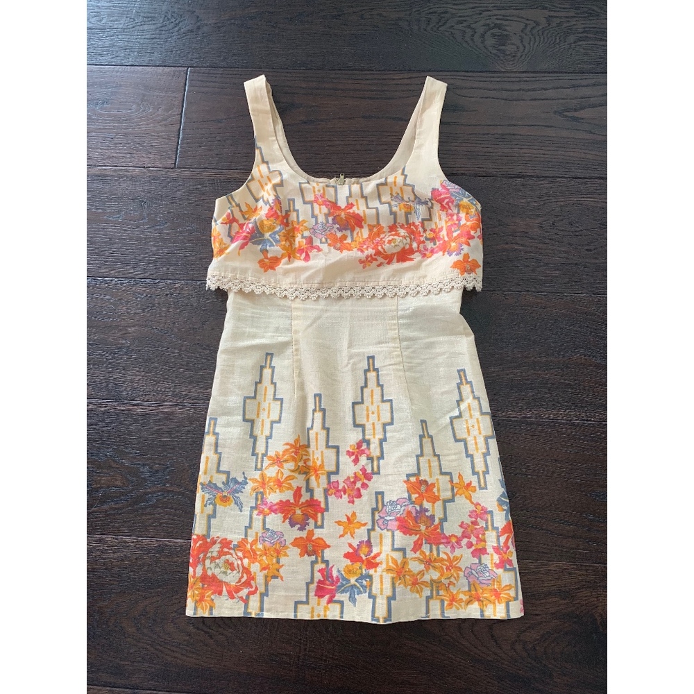 Gorgeous floral print free people dress size 4
